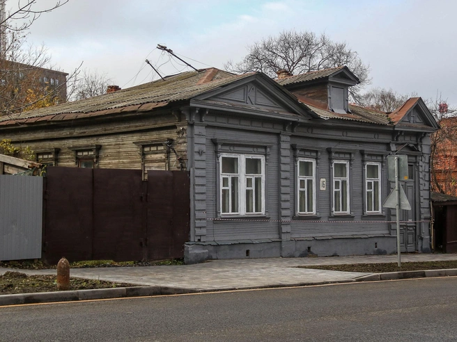 Окраска проведена лишь частично | Источник: Наталья Бурухина / NN.RU