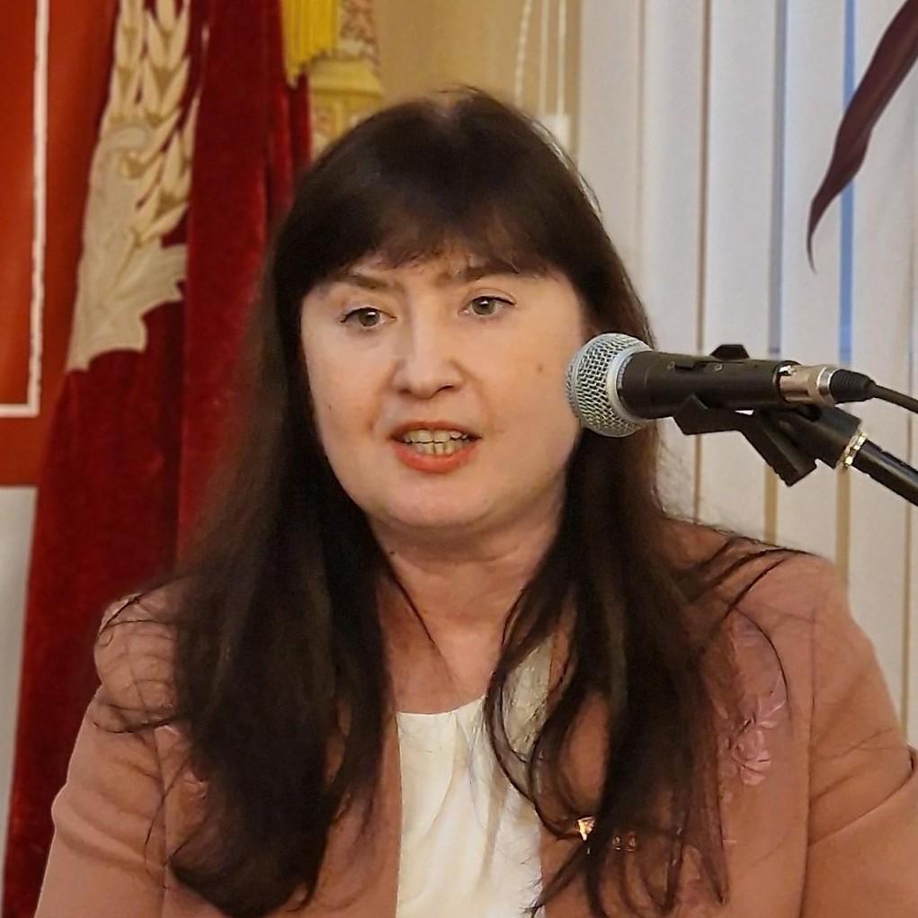 <p>Эвелина Волкова</p>
