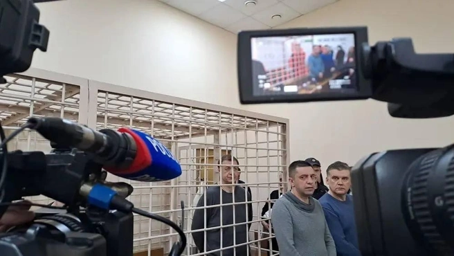 17 лет строгого режима и 450 млн рублей штрафа: в Курске вынесли приговор Дедову | Источник: Объединенная пресс-служба судебной системы Курской области