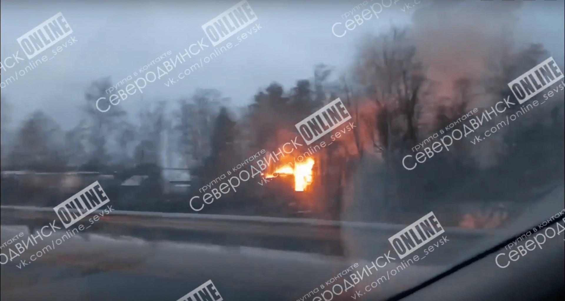 Под Северодвинском загорелся дом: в нём находился человек 