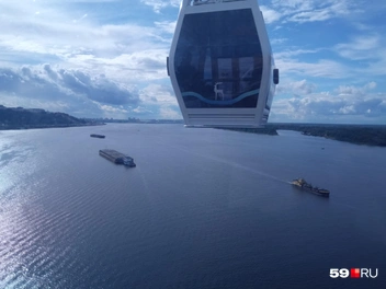 Кабинка едет до другого берега 12 минут | Источник: Вероника Свизева / 59.RU