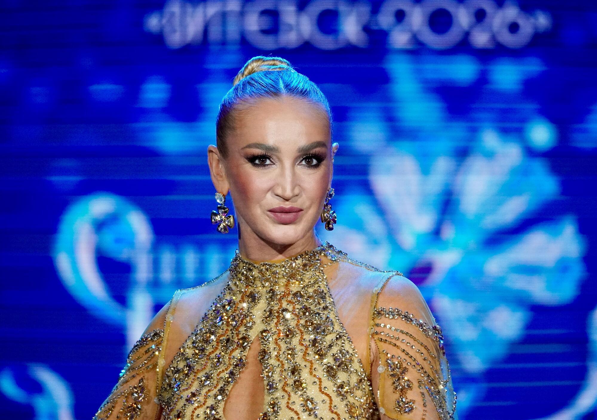 «Есть люди, которым лучше молчать»: Ольга Бузова дала совет жене Дмитрия Тарасова после выпада в св…