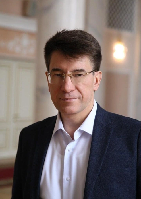 Филиппов любит рок-музыку, но особенно «Аквариум», говорится в одной из публикаций наших коллег о политике | Источник: Самарский академический театр оперы и балета 