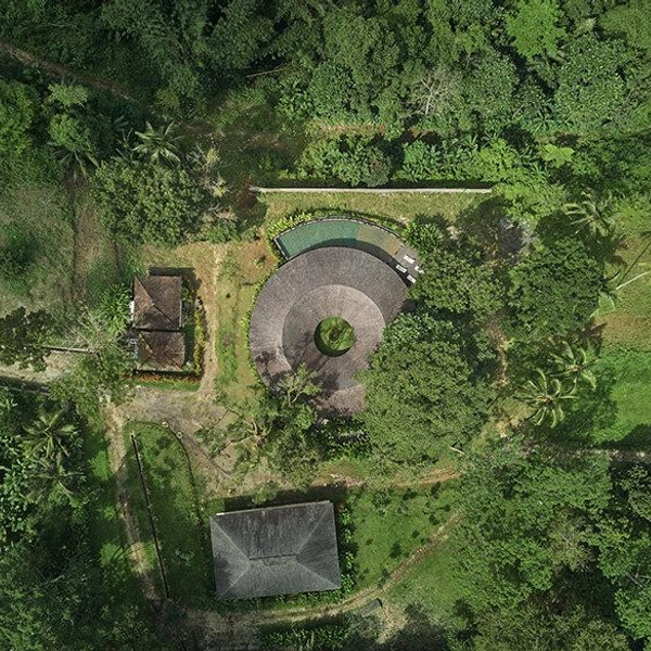 Источник: KIE