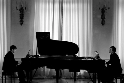 Концерт в театре «Особняк» в поддержку художественного руководителя