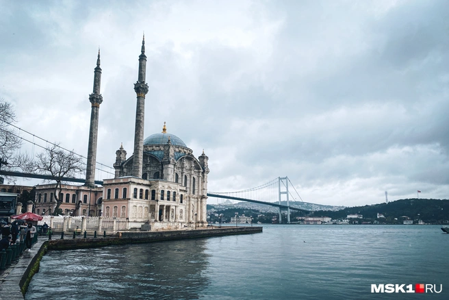 Зимний Стамбул&nbsp;— место для долгих прогулок вдоль Босфора | Источник: Максим Бутусов / E1.RU