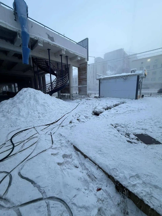 Прорыв произошел из канализационных труб кинотеатра  | Источник: Минэкологии Якутии / T.me