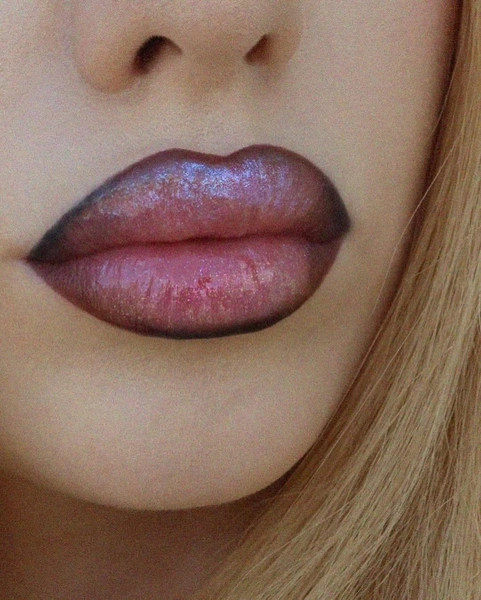 Источник: @sophiasinot