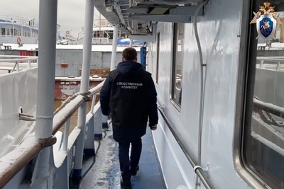 В Перми повар утонула, выпав с пришвартованного теплохода