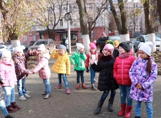 В парке Железнодорожников состоялся праздник для жителей района | ya62.ru