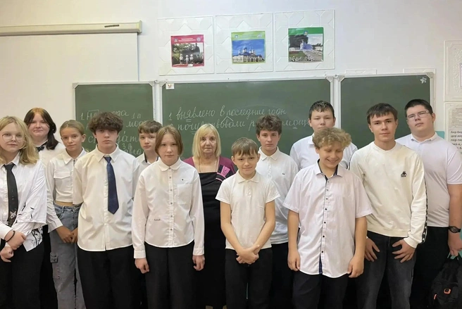 Школа № 10&nbsp;— победитель конкурса «Школа года». Этим успехом родное учреждение обязано в том числе Любови Николаевне Пташко | Источник: Любовь Пташко