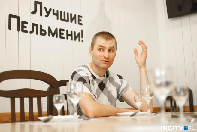 Андрей честно признает, что придорожный сервис&nbsp;— это не про зарабатывание больших денег | Источник: Ксения Филимонова / «ИрСити»