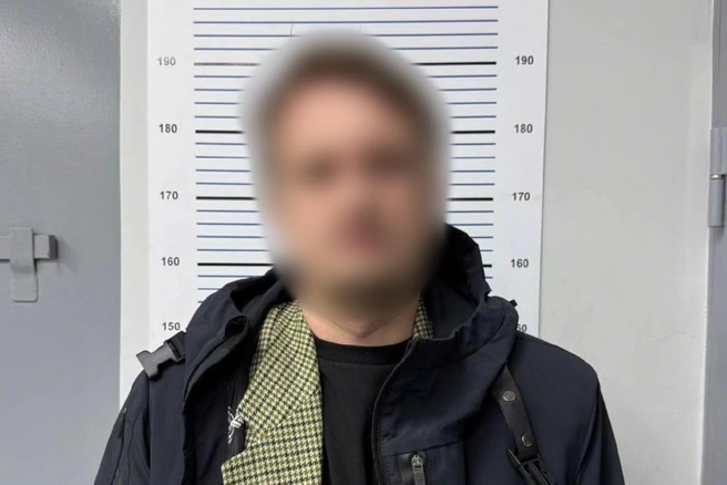 Художник Нельсон был знаком со своим обидчиком. Они общались и ругались | Источник: пресс-служба ГУ МВД по Петербургу и Ленобласти