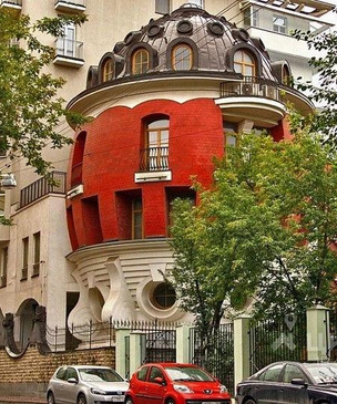 Самые необычные дома Москвы — от дома-яйца до дома с голубями
