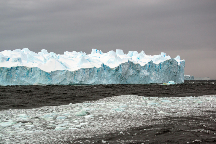 Откуда в Антарктиде столько льда?