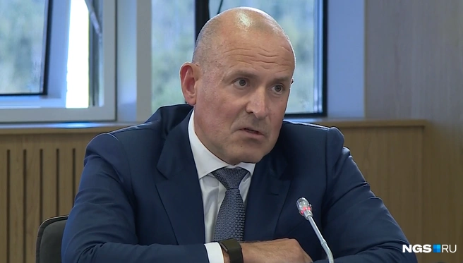 В президентский пул Виктор Харитонин попал как выпускник НГУ и меценат, вложившийся в СУНЦ НГУ | Источник: kremlin.ru