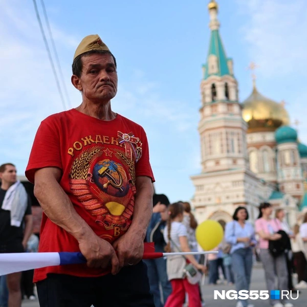 Бывает и такое, что тебя охватывает грусть и печаль. Без этого в этот день никуда  | Источник: Евгений Софийчук / NGS55.RU