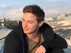 Бывший Равшаны Курковой, актер Стас Румянцев, стал папой во второй раз