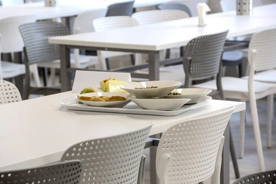 Опасную бактерию нашли в курице для нижегородских детсадов