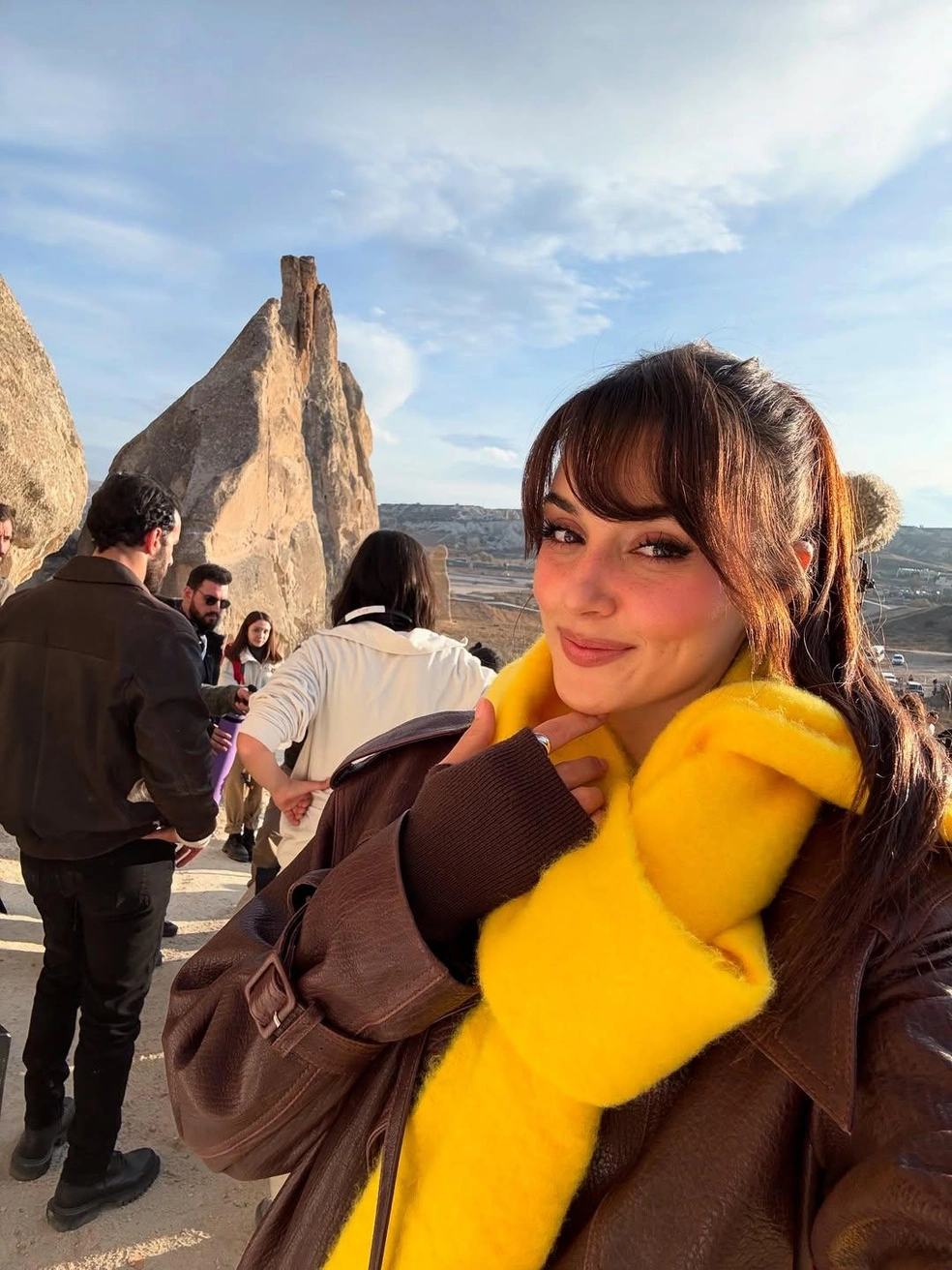 В перерывах между съемками в Каппадокии | Источник: handemiyy / Instagram (экстремистская организация, деятельность запрещена на территории РФ)