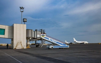 Российские туристы «захватили» самолет Стамбул–Актобе, который сел в 1500 км от пункта назначения. Что известно