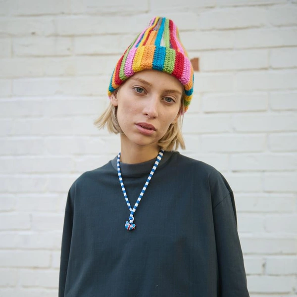 Шапка YalloЦена: 5 600 руб.Где купить: yallo-brand.com