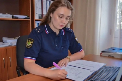 Приставы заставили читинку пустить сестру в наследство