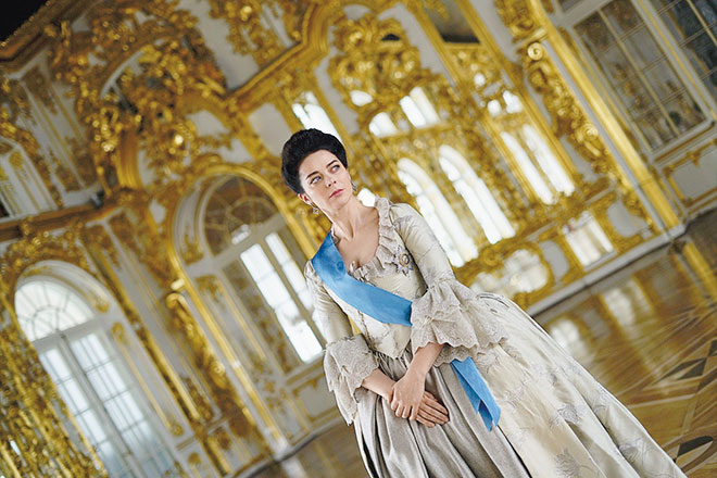 «Так приятно быть императрицей»: Марина Александрова о роли Екатерины II