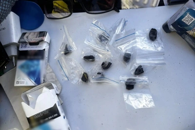 Полицейские изъяли гашиш в пачках от сигарет