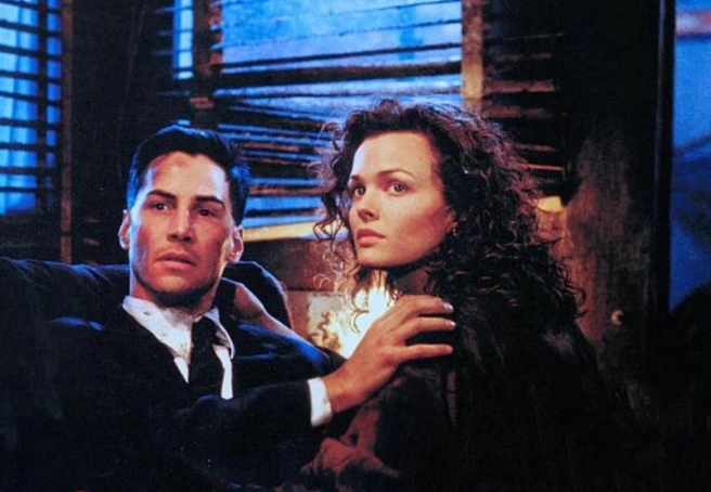 В кадре Киано Ривз и Дина Мейер | Источник: kinopoisk.ru