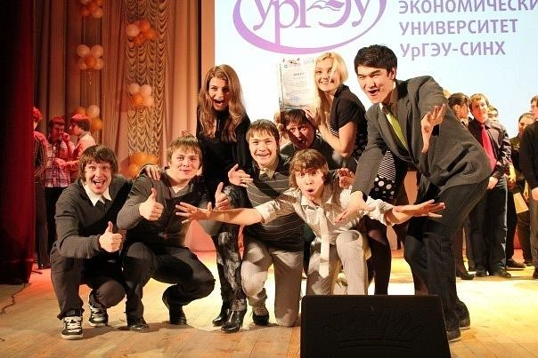 Юморист в студенческие годы играл в КВН | Источник: Нурлан Сабуров / Vk.com