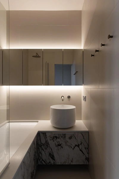 Керамогранит, «Уральский гранит». Керамогранит, раковина, Kerama Marazzi. Краска, Tikkurila. | Источник: Александр Бурнатов. Стиль: Марьям Разуваева