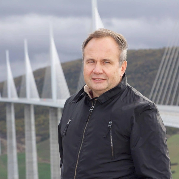Уйдя в отставку, Олег Чиркунов переехал за границу | Источник: Олег Чиркунов / Facebook*