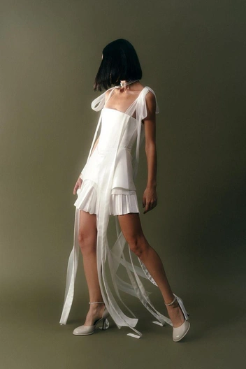 Асимметричная длина — фишка сезона | Источник: ru.pinterest.com