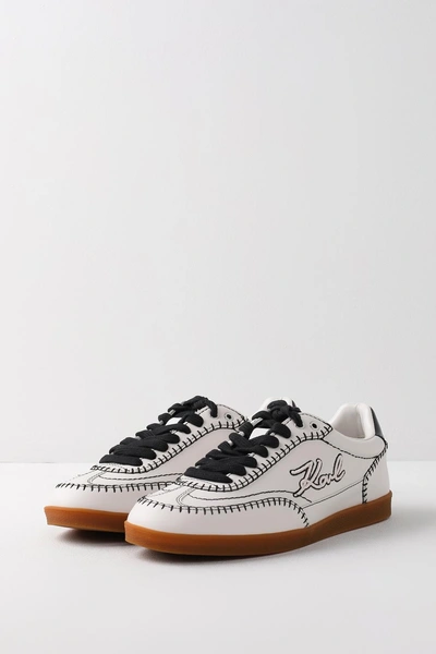 Вне офиса: как деловой стиль стал частью повседневной моды и культуры