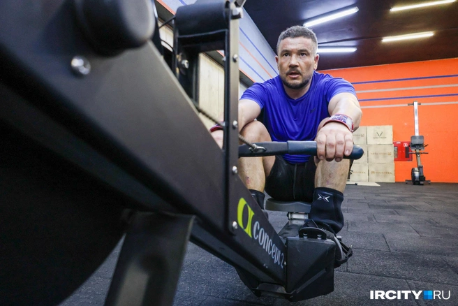В планах у спортсмена — найти большое помещение, чтобы открыть в нём большой фитнес-центр с детским спортклубом | Источник: Ксения Филимонова / «ИрСити»