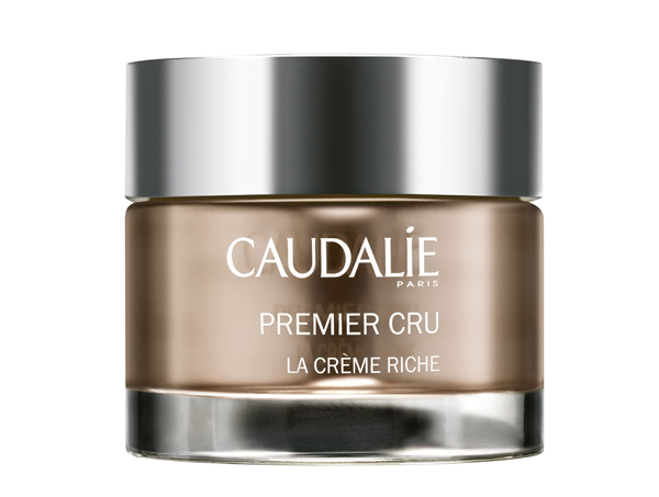 Омолаживающий крем для лица Premier Сru, Caudalie. Уникальные компоненты крема предотвращают последствия старение кожи, избавляют от пигментации.