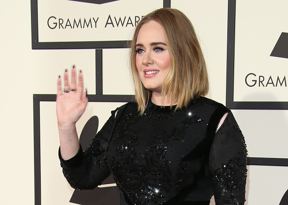 Адель поддержала Кешу на BRIT Awards