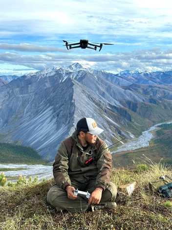 На фото зимник «Арктика», Сасыр — Зырянка | Источник: dyachkov_christ / Instagram*