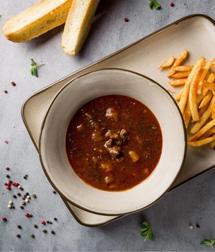 Рецерт дня: гуляш от шеф-повара Анатолия Аношина