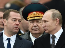 Дмитрий Медведев сообщил об отставке правительства России