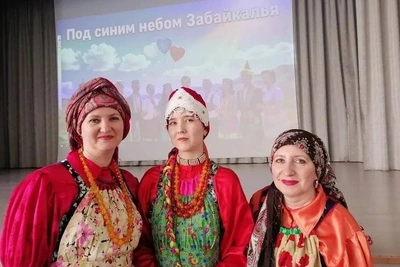 Актеры и вокалисты Читы учат коллег в селах Забайкалья