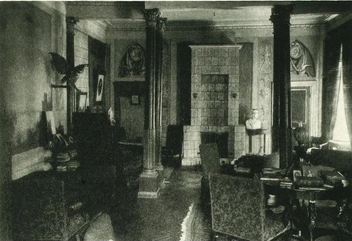 Обстановка в имении Гончаровых | Источник: Pastvu.com