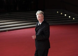 Режиссер Дэвид Линч рассказал, что тяжело болен