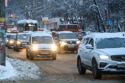 Нижний Новгород встал в 9-балльных пробках