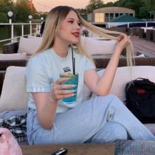 «Подошли двое парней, младший начал целовать ее»: свидетельница опознала пропавшую 5 лет назад в Сочи Юлию Агиенко