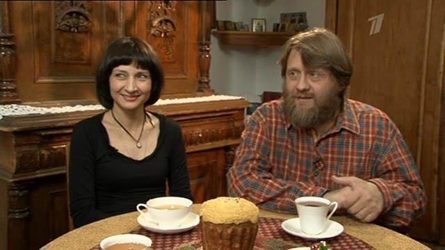 Геннадий Назаров с супругой Натальей | Источник: скрин программы «Пока все дома»