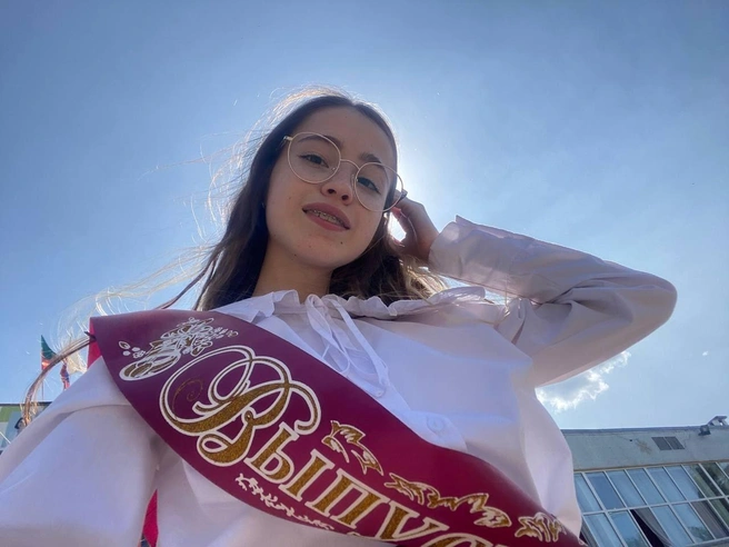 Девушка в этом году окончила школу | Источник: Алина Шаехова / Vk.com