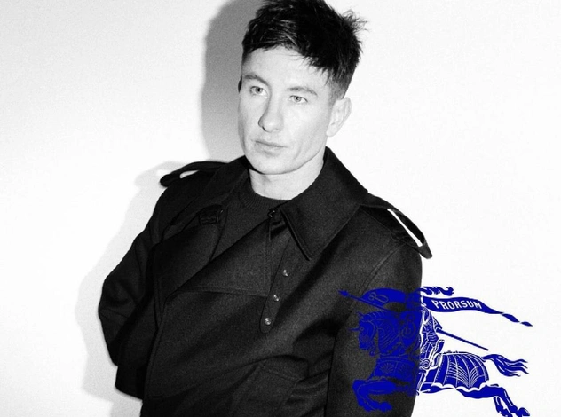 Актер Барри Кеоган больше не ходит голый, а носит Burberry