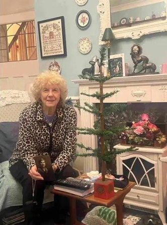 Самая скромная елка в мире: история 100-летнего подарка, похожая на сценарий доброго фильма про Рождество